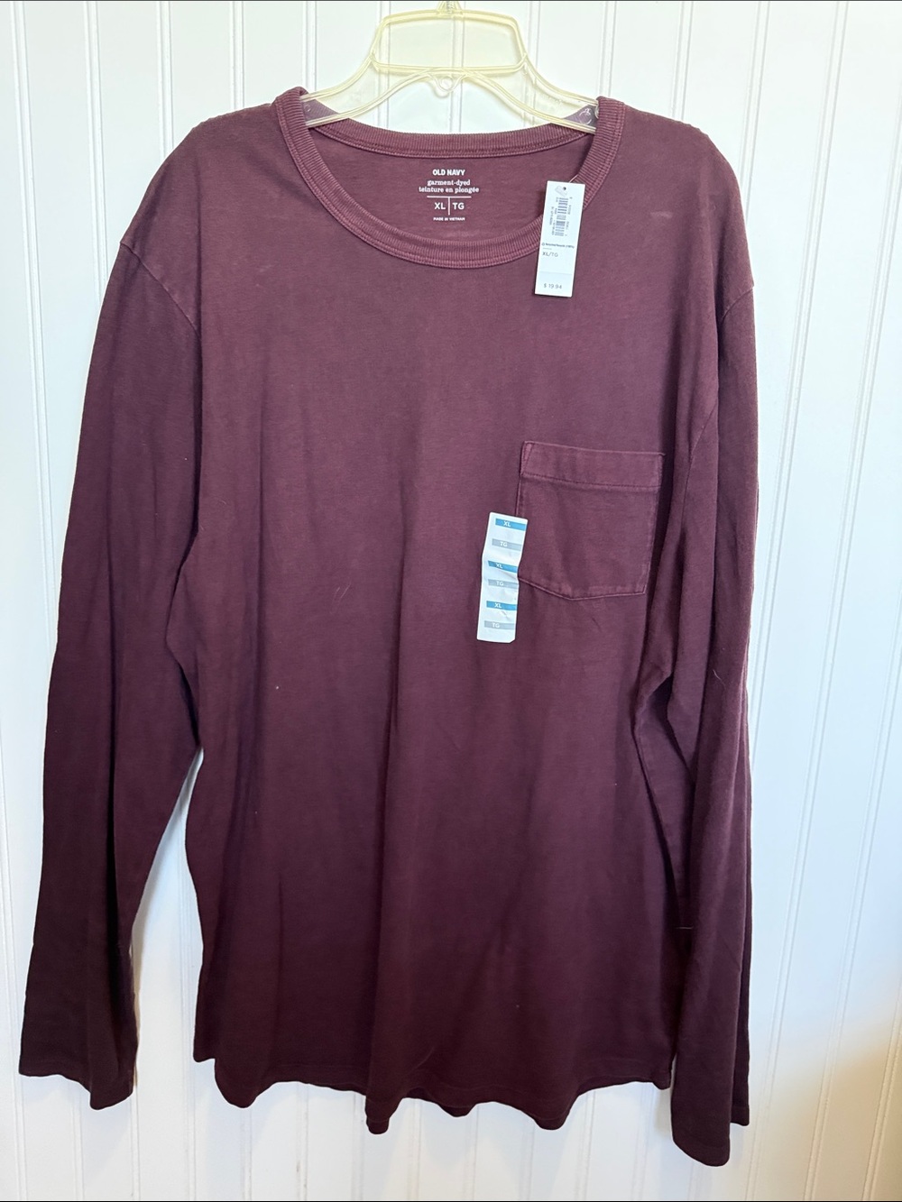 Old Navy Men's Long-Sleeve Pocket Tee - Maroon